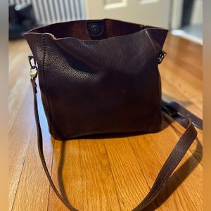 Portland Leather Company Butterfly Bucket